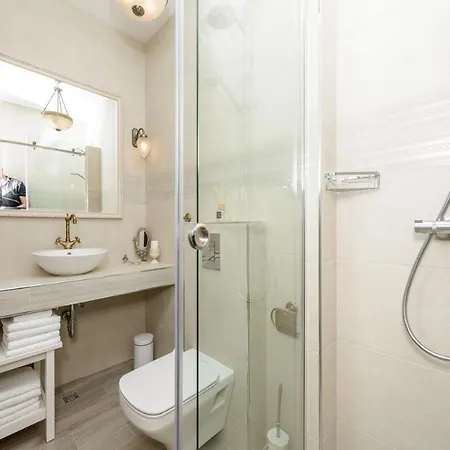 Franka Old Town Apartman *